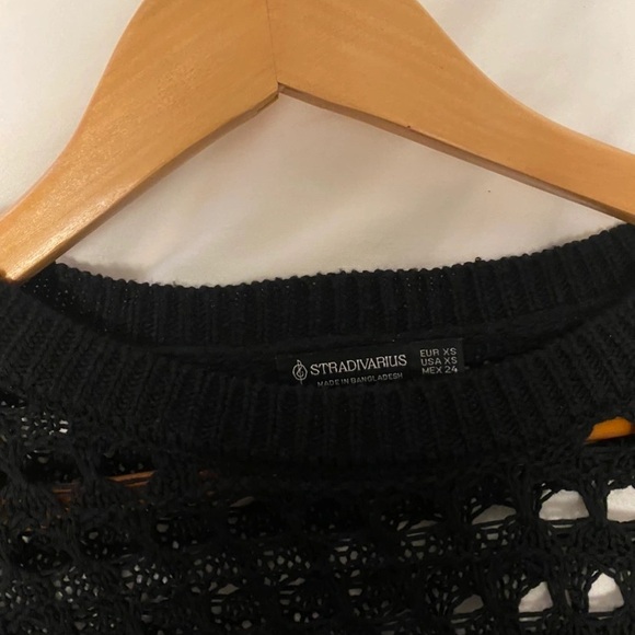 Crochet sweater - Picture 2 of 2